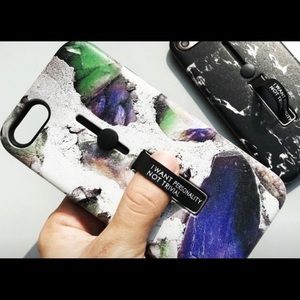 iPhone 7/8 Plus Finger Strap Case